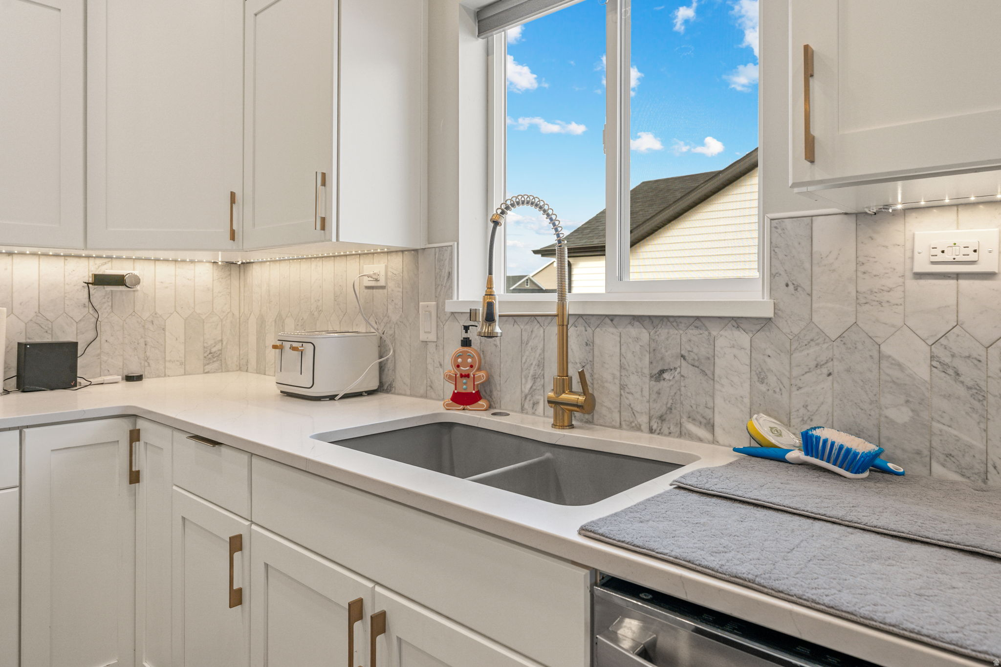 CRESCENT HILLS SUBDIVISION - Residential