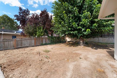 Tiny photo for 650 S 1600 E, Pleasant Grove, UT 84062 (MLS # 2118574)