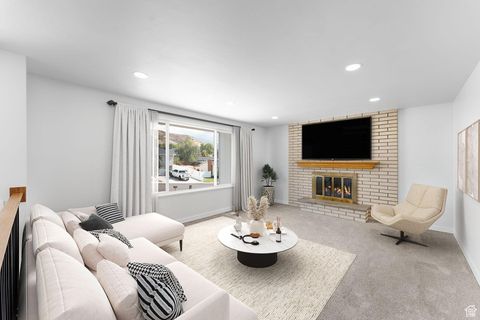 Photo of 650 S 1600 E, Pleasant Grove, UT 84062 (MLS # 2118574)