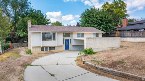 Tiny photo for 650 S 1600 E, Pleasant Grove, UT 84062 (MLS # 2118574)