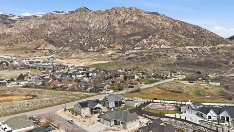 Tiny photo for 2730 N 1325 E, North Ogden, UT 84414 (MLS # 2143345)