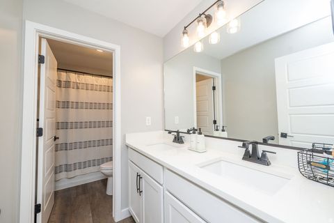 Tiny photo for 779 N 1925 W, Layton, UT 84041 (MLS # 2126785)