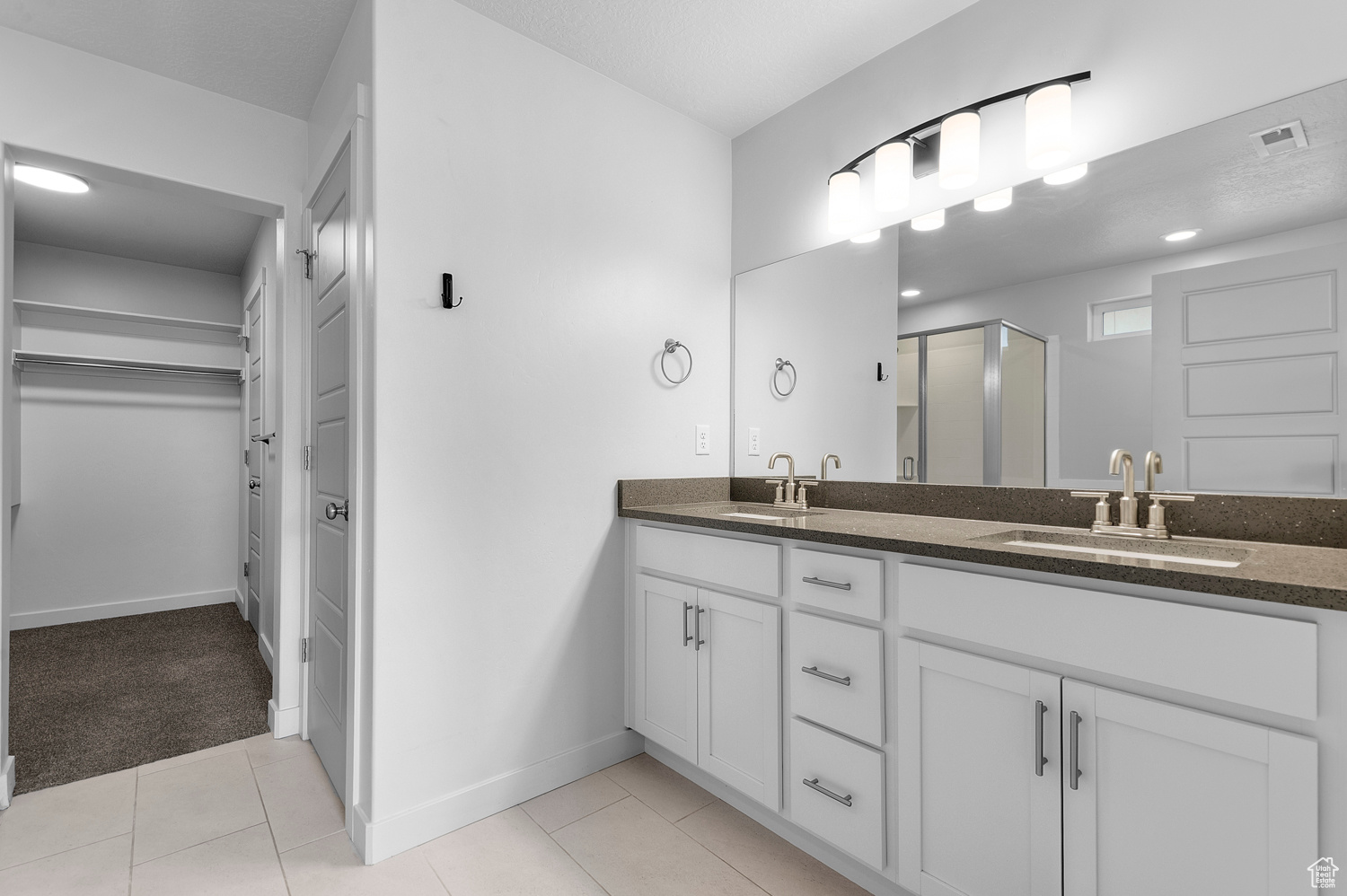 HOLBROOK SCANDIA 3224R - Residential