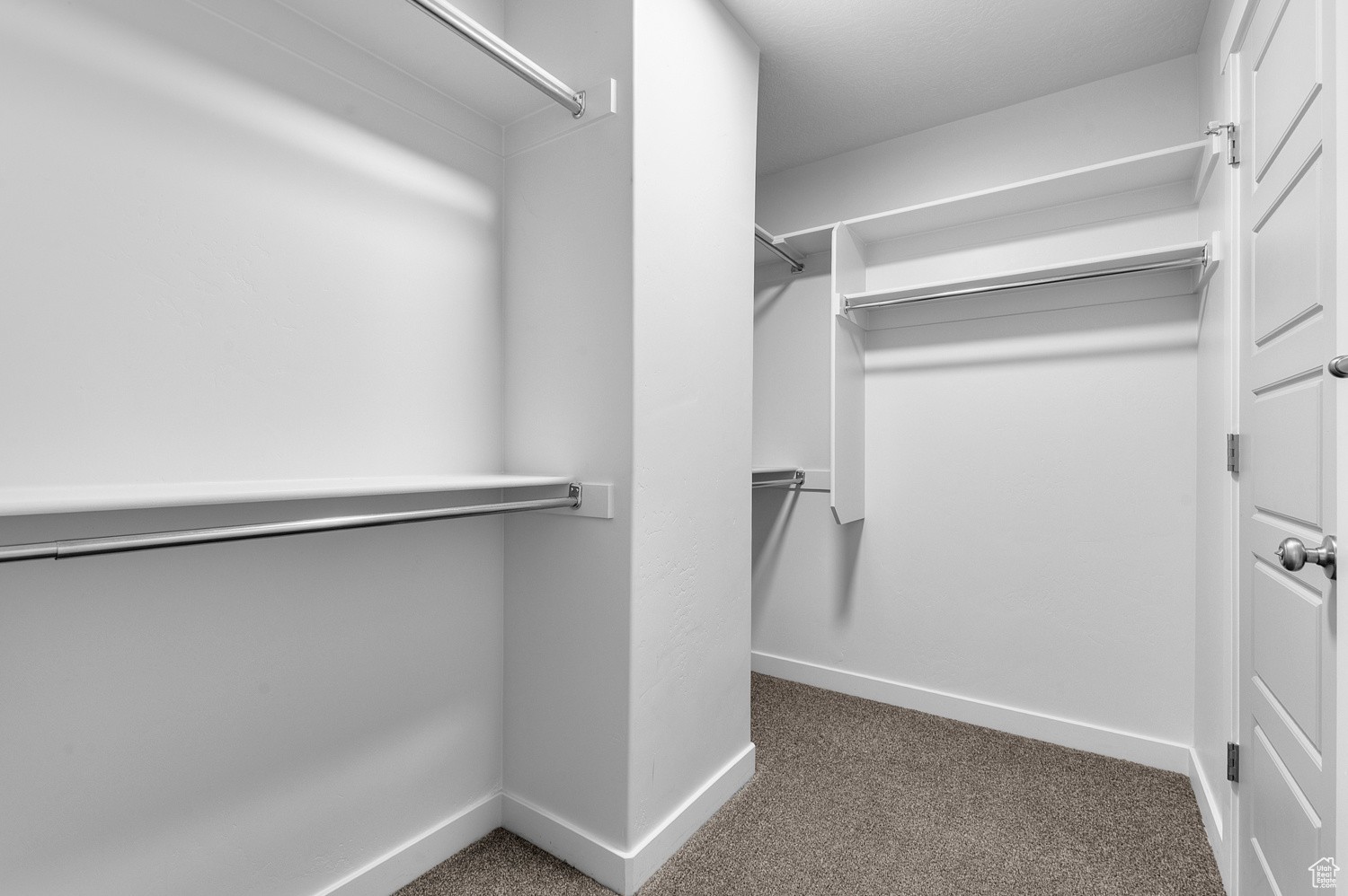 HOLBROOK SCANDIA 3224R - Residential