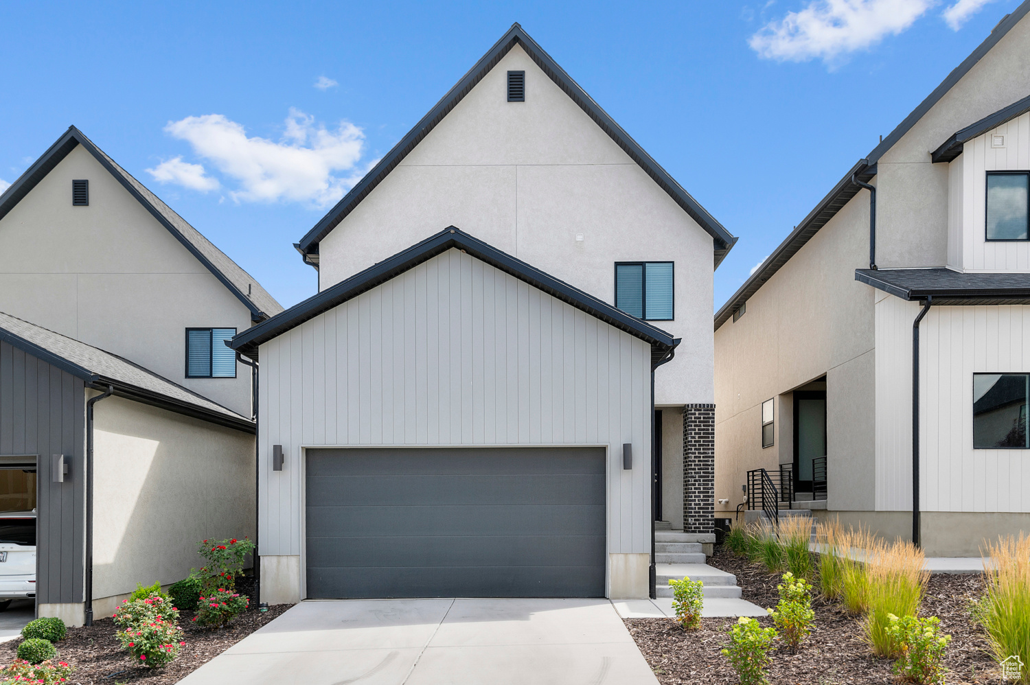 HOLBROOK SCANDIA 3224R - Residential