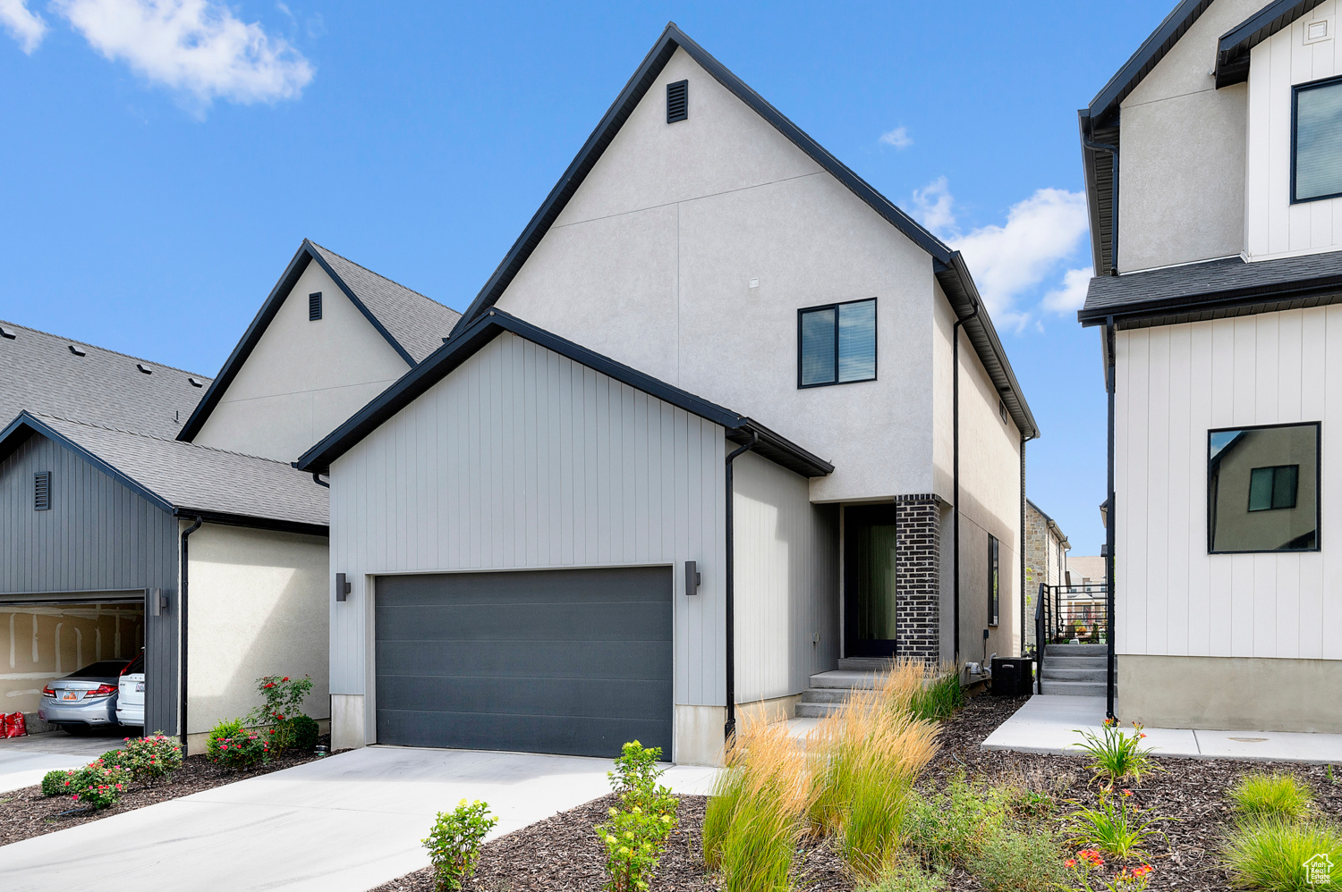 HOLBROOK SCANDIA 3224R - Residential