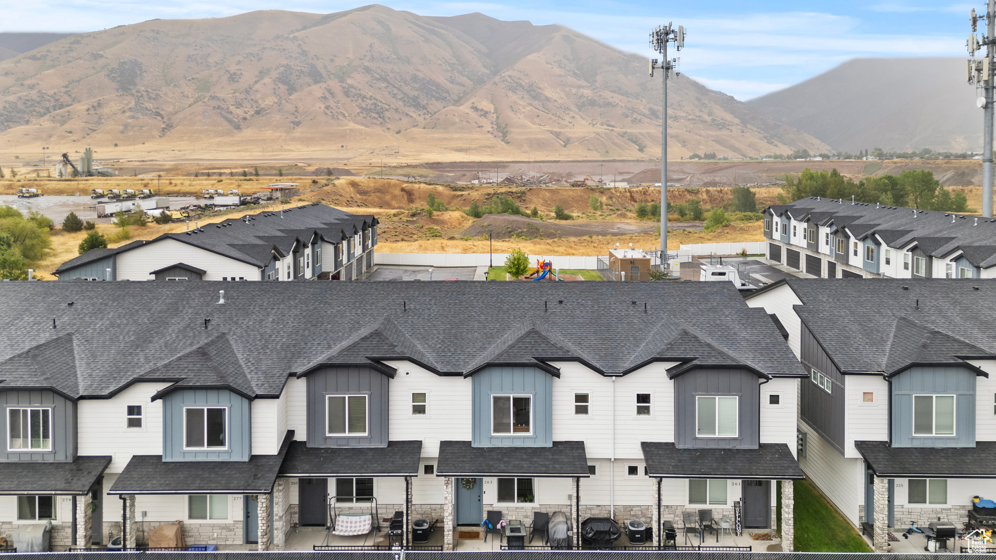 COBBLE CREEK - Residential