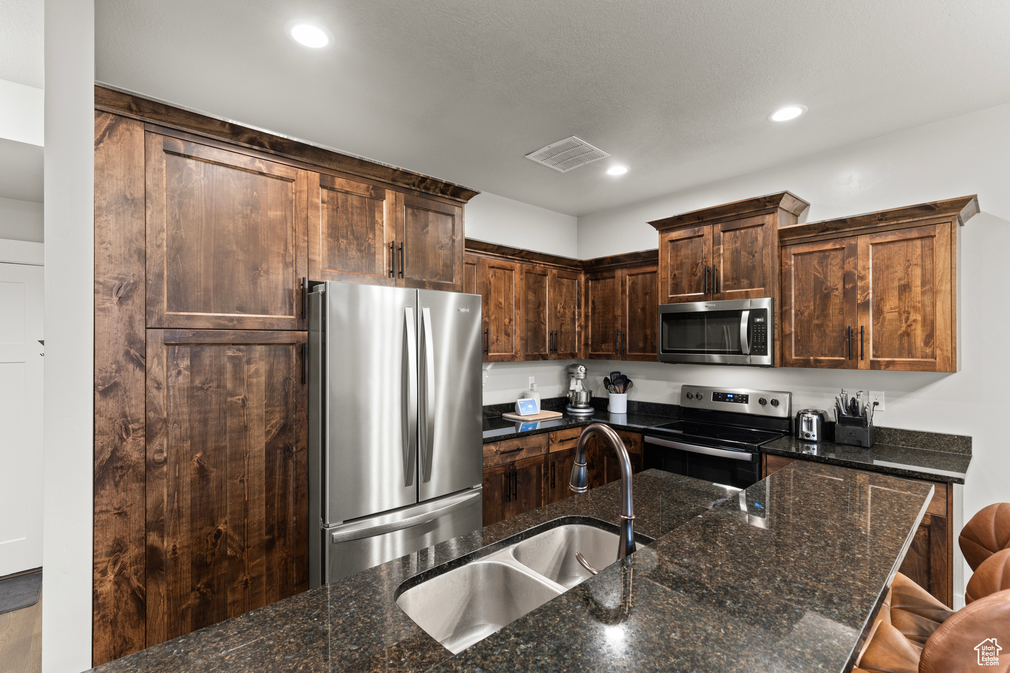 COBBLE CREEK - Residential