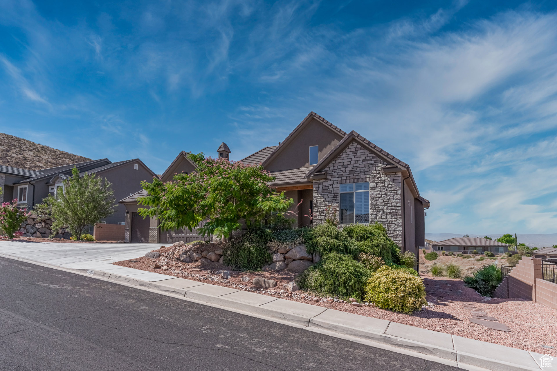 1326 E Silver Shadows Dr, Washington, Utah image 3