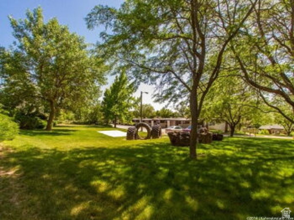 Photo of 1565 E 775 S #6, Ogden, UT 84404 (MLS # 2126771)