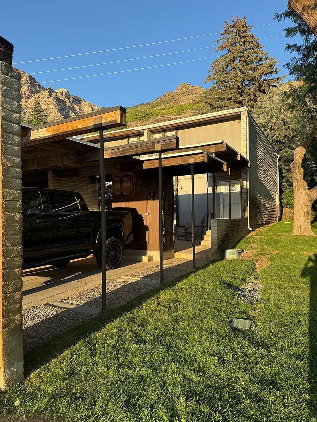 Photo of 1565 E 775 S #6, Ogden, UT 84404 (MLS # 2126771)