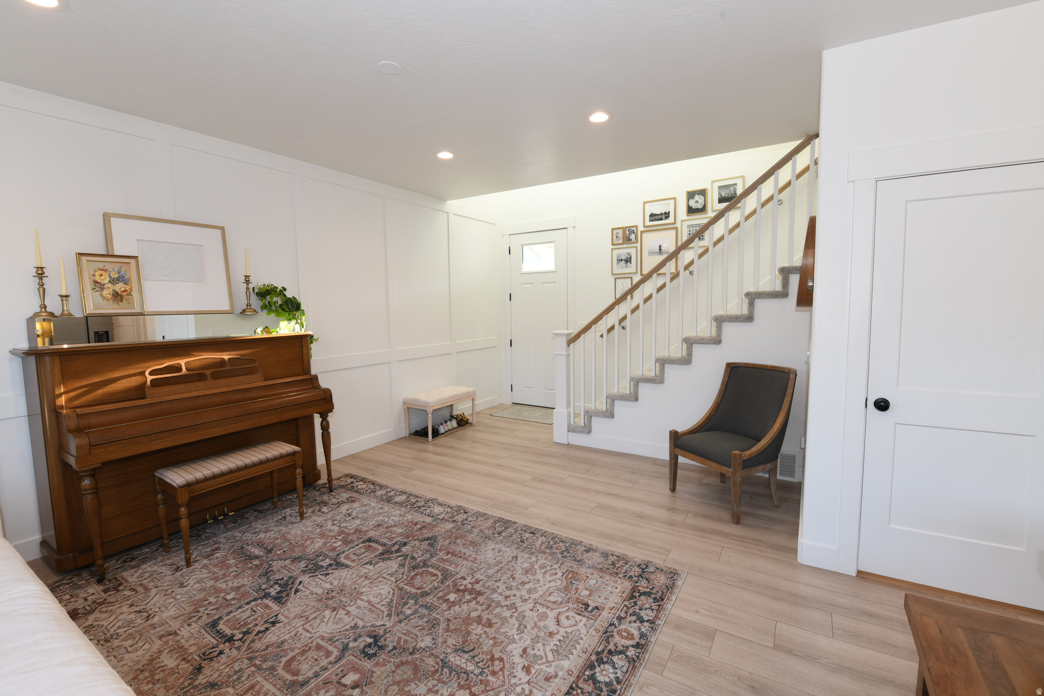 WINDSOR AT WATERS EDGE - Residential