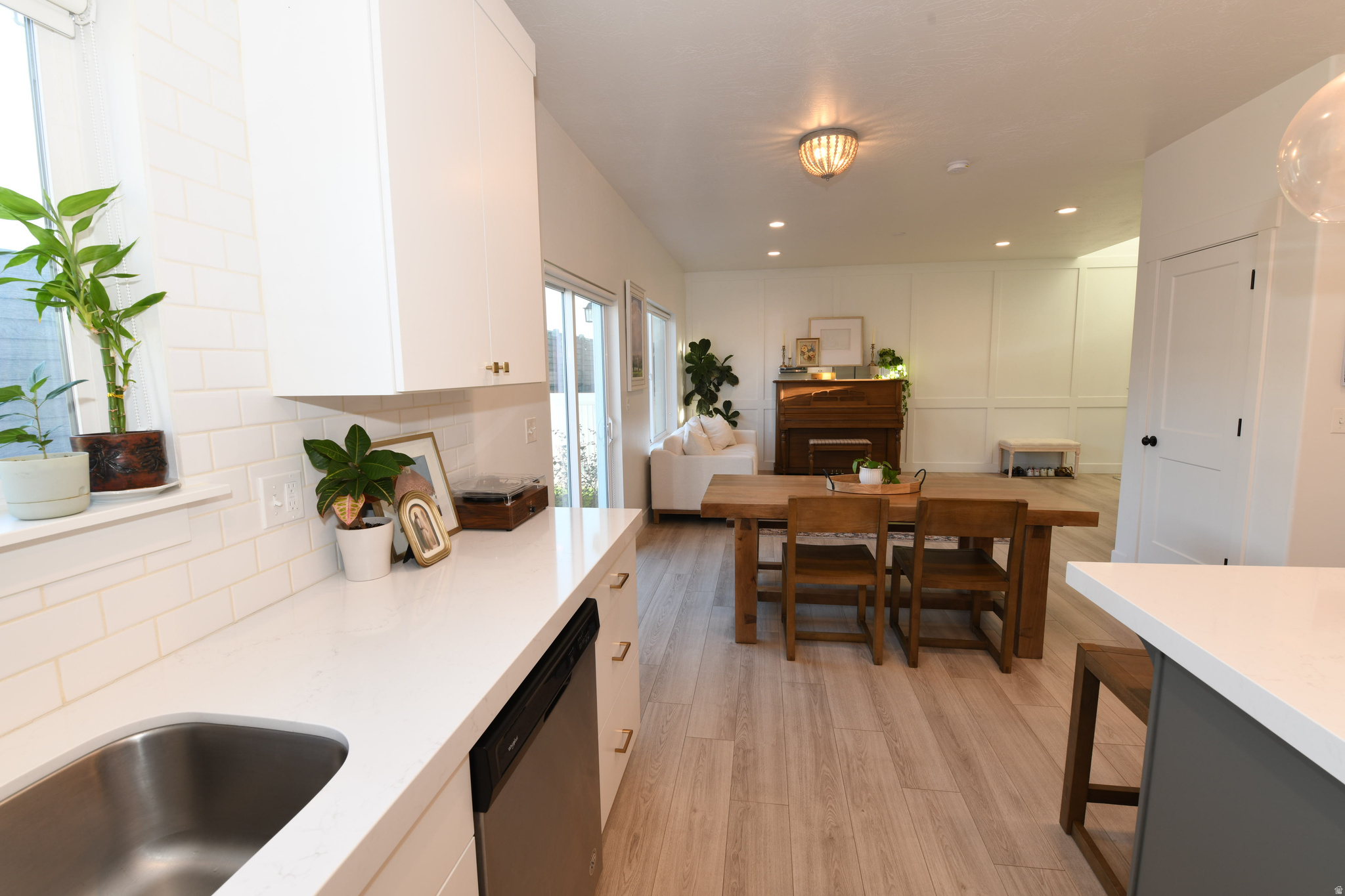 WINDSOR AT WATERS EDGE - Residential