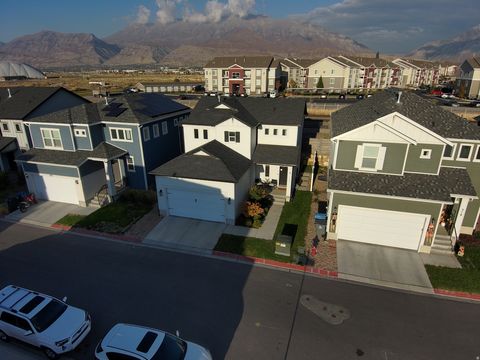 Tiny photo for 322 N 460 E, Vineyard, UT 84059 (MLS # 2131381)