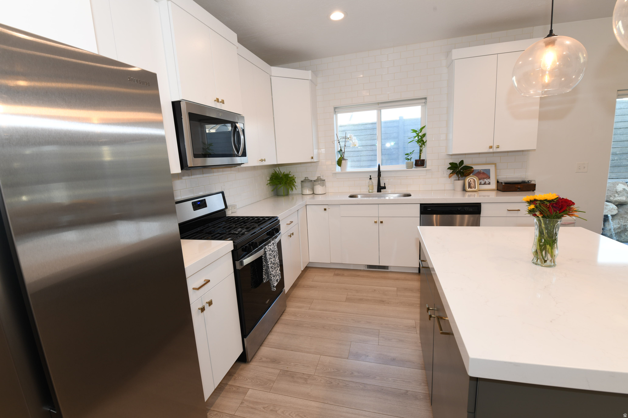 WINDSOR AT WATERS EDGE - Residential