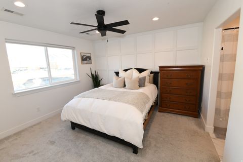 Tiny photo for 322 N 460 E, Vineyard, UT 84059 (MLS # 2131381)