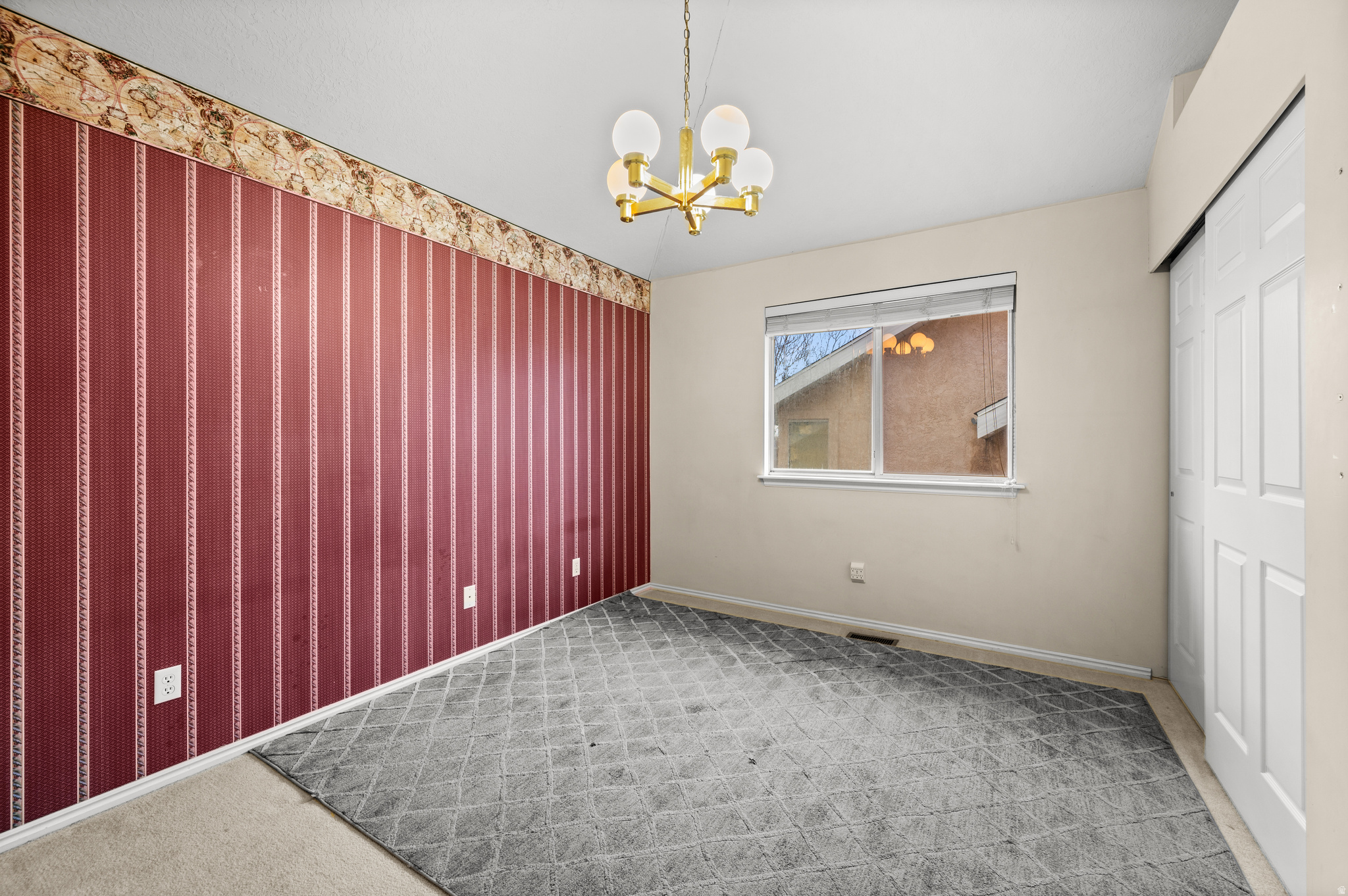 RAINBOW POINTE - Residential