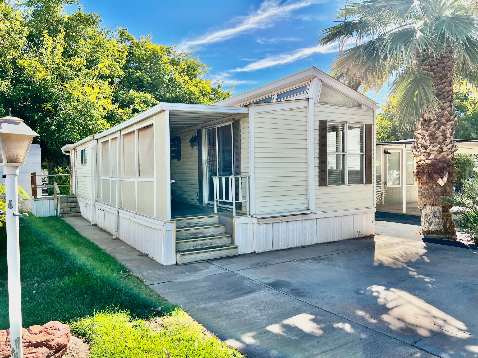 KINGS ROW ESTATES - Residential