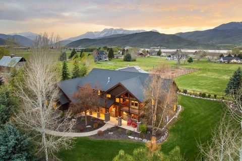 Photo of 2984 W WINTERTON RD, Charleston, UT 84032 (MLS # 2158743)