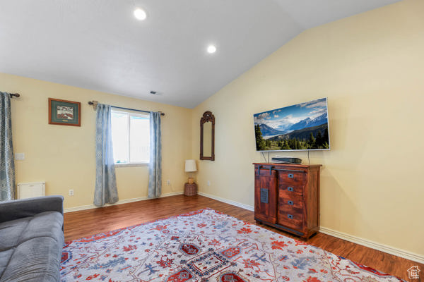 ELK RIDGE ESTATE - Residential