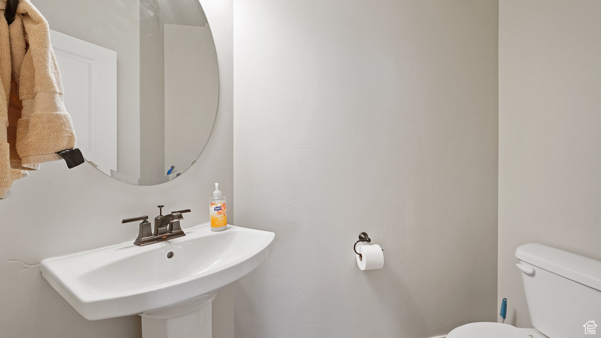 Lehi, Utah 84043, United States, 4 Bedrooms Bedrooms, ,4 BathroomsBathrooms,Residential,Active,92259