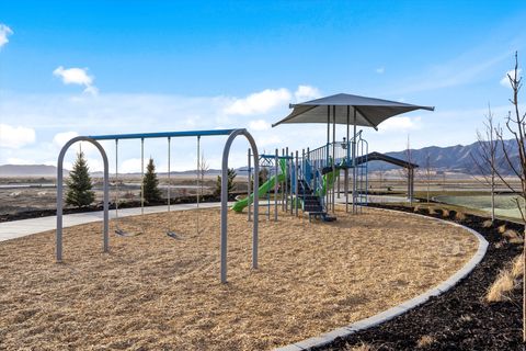 Tiny photo for 3404 N BROWNING ST #1511, Eagle Mountain, UT 84005 (MLS # 2154608)