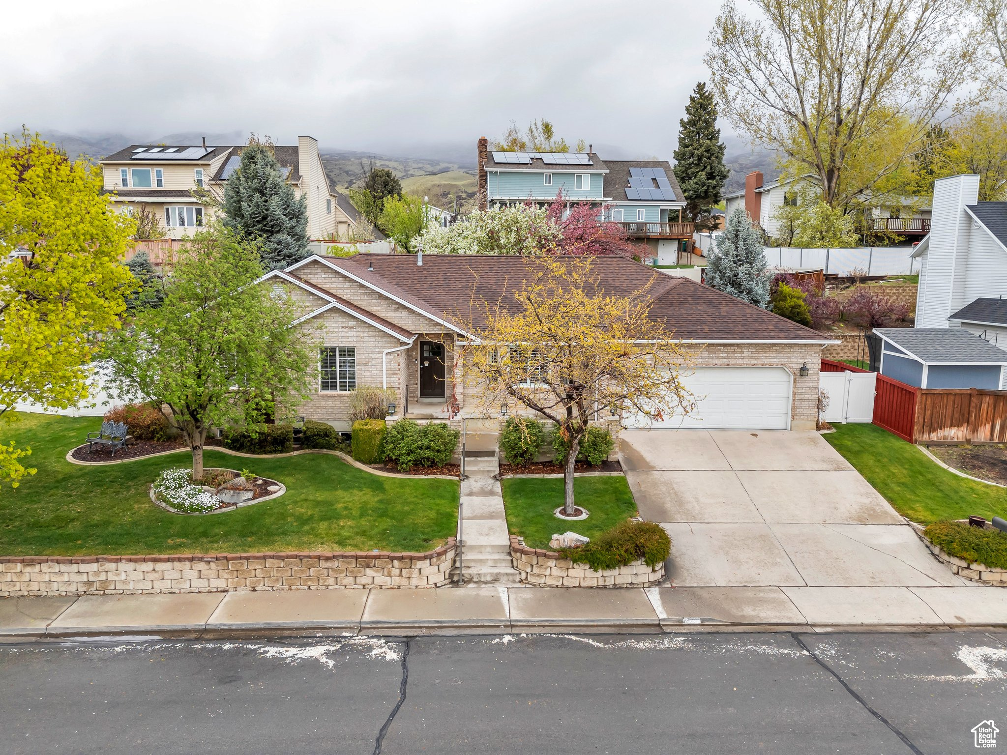 RIDGE - Residential