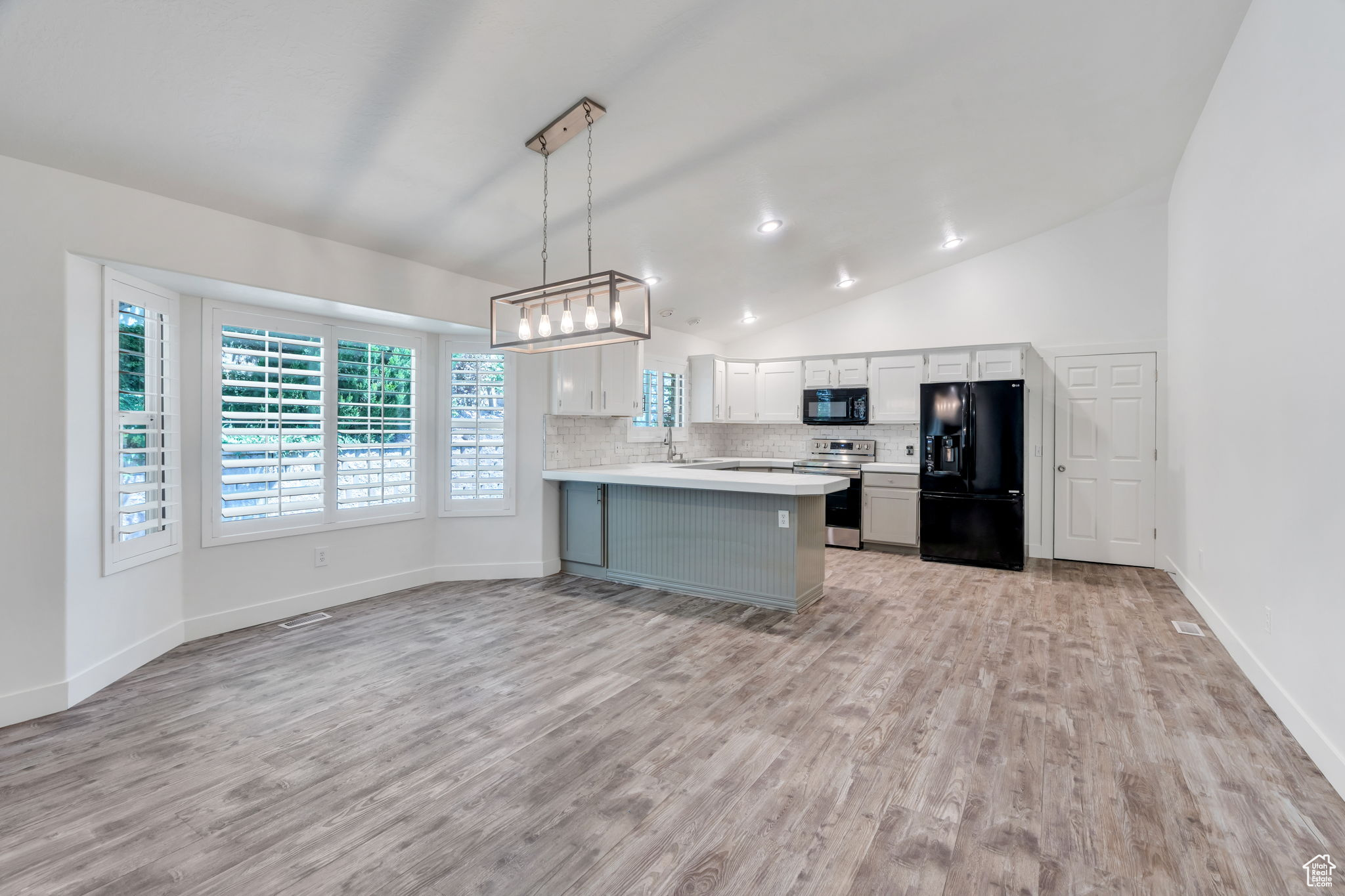 RIDGE - Residential