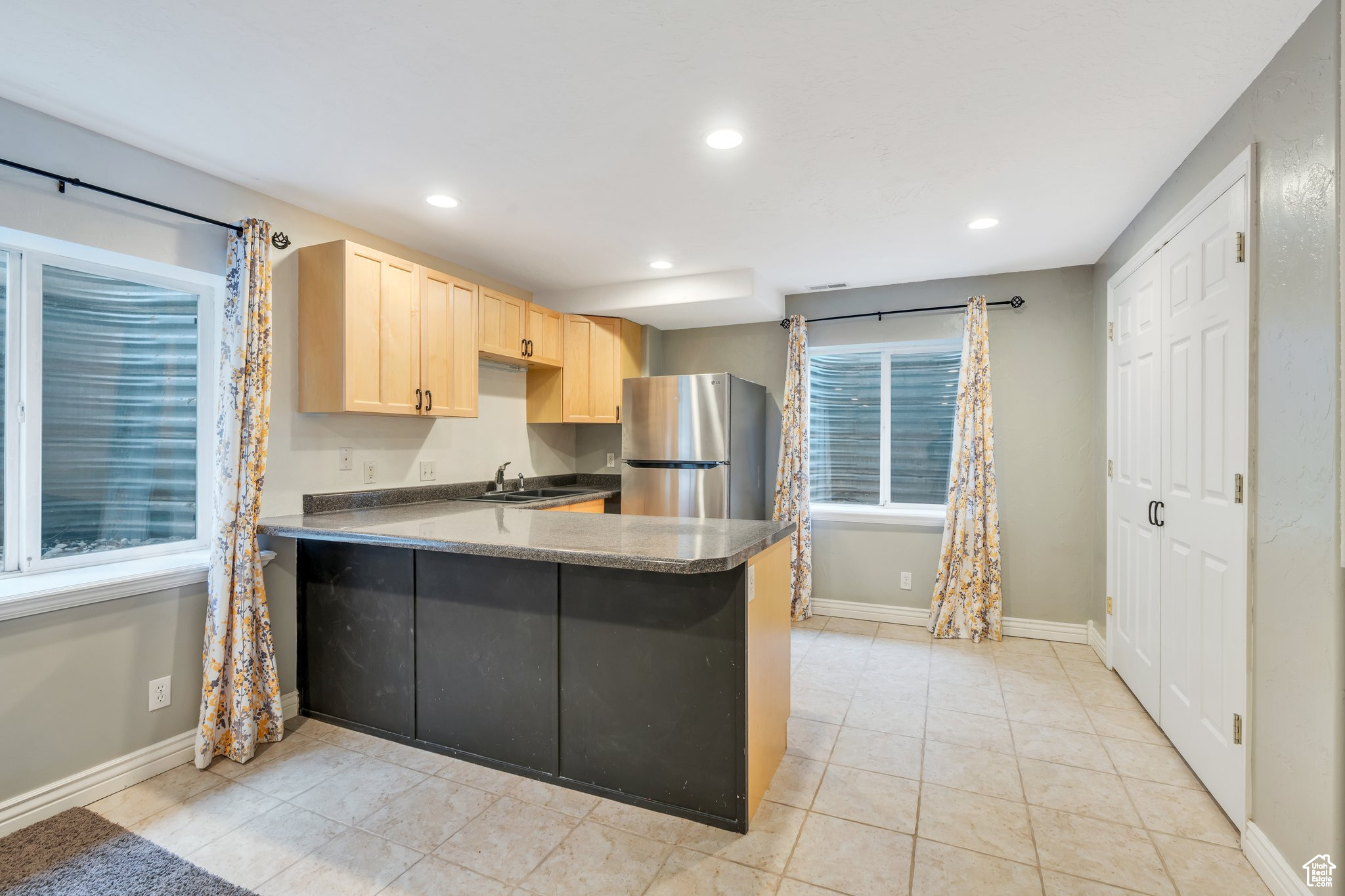 RIDGE - Residential