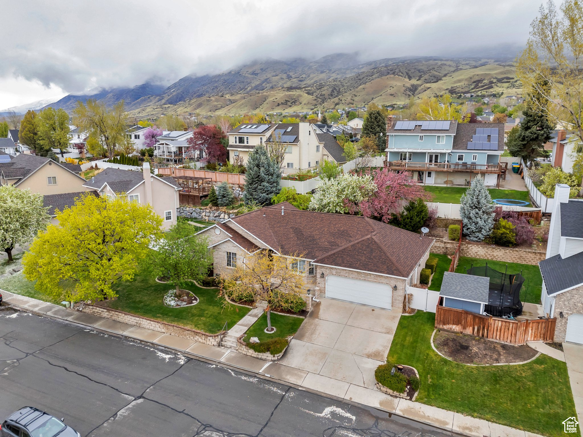 RIDGE - Residential