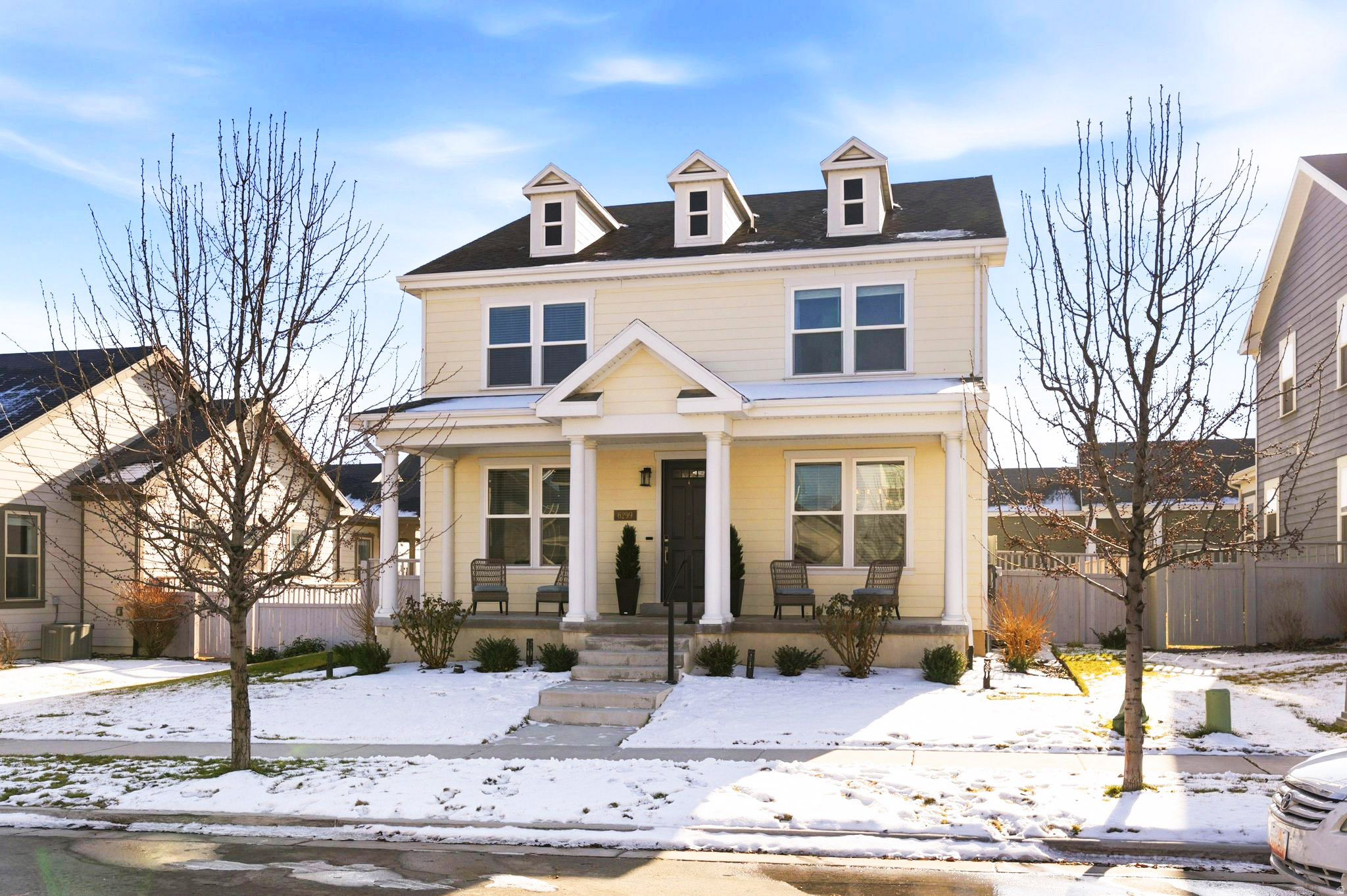 DAYBREAK - Residential