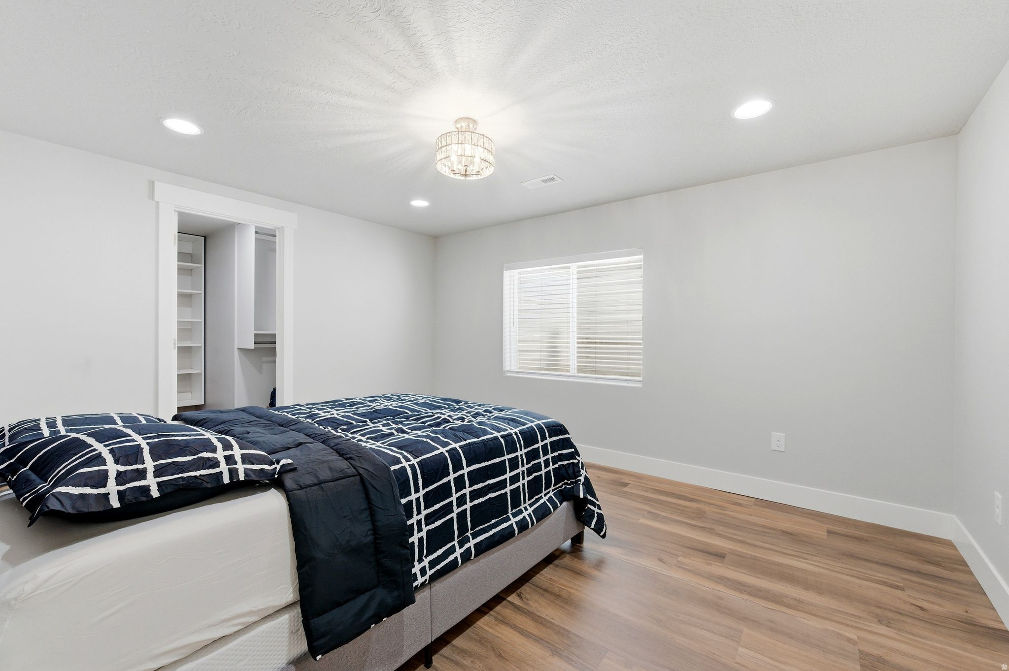 DAYBREAK - Residential