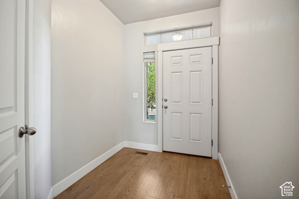 Photo of 1644 N VENETIAN WAY, Saratoga Springs, UT 84045 (MLS # 2190906)