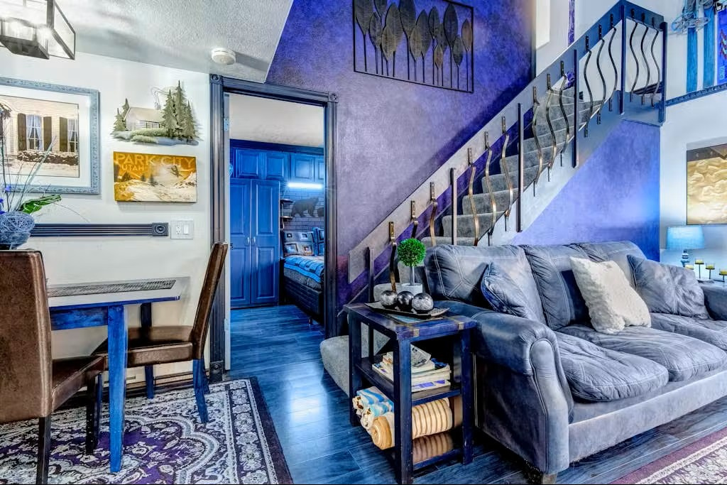 RED PINE CHALETS CONDO - Residential