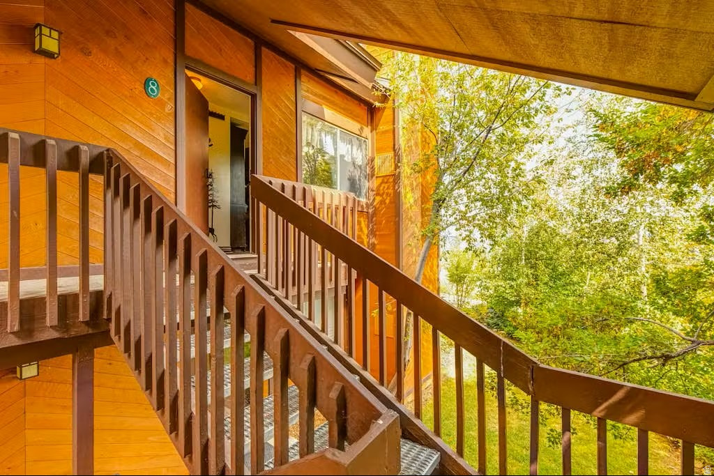 RED PINE CHALETS CONDO - Residential