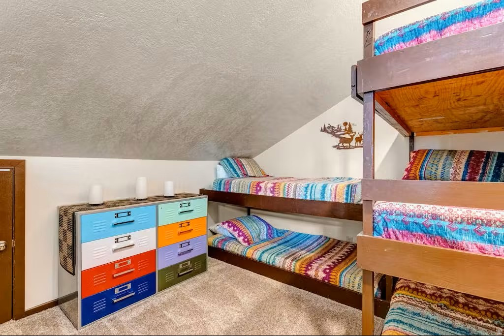 RED PINE CHALETS CONDO - Residential