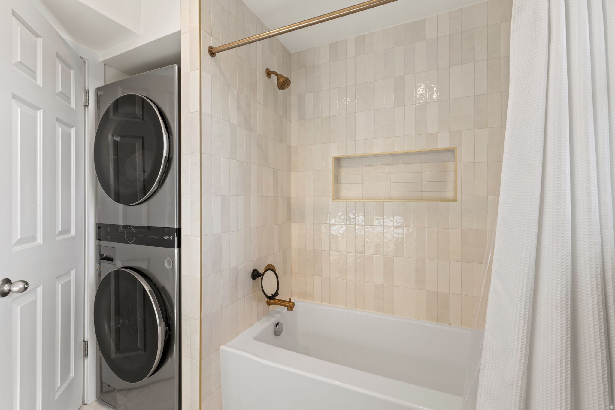 FONTAINE BLEU - Residential