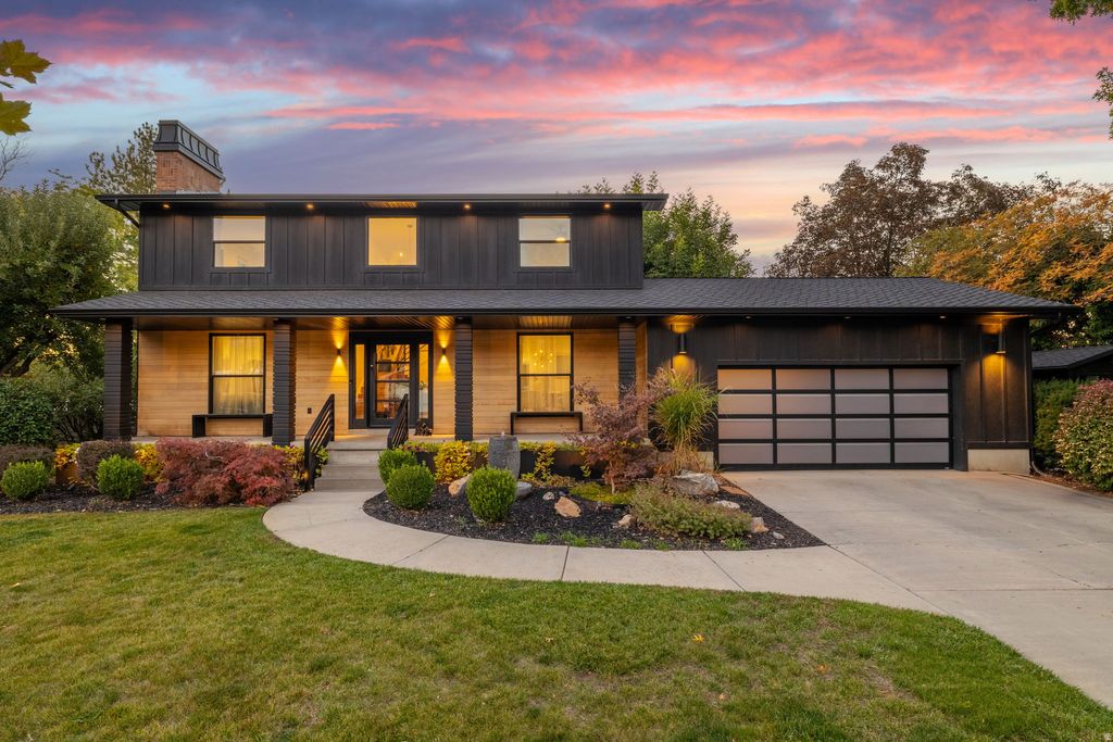 Photo of 6044 S FONTAINE BLEU DR, Salt Lake City, UT 84121 (MLS # 2145913)