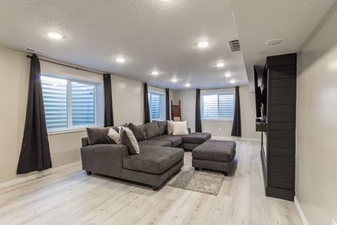 Tiny photo for 940 S 1350 W, Vernal, UT 84078 (MLS # 2168932)
