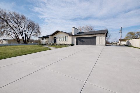 Tiny photo for 5288 W 3830 S, West Valley City, UT 84120 (MLS # 2147146)