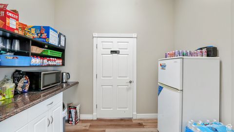 Tiny photo for 891 W BAXTER DR, South Jordan, UT 84095 (MLS # 2117490)