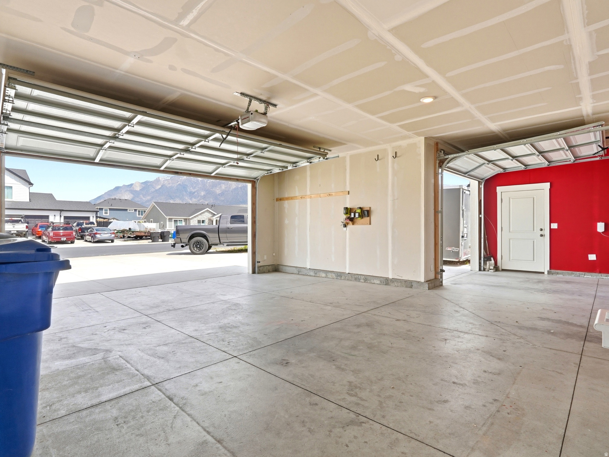 HART ESTATES - Residential