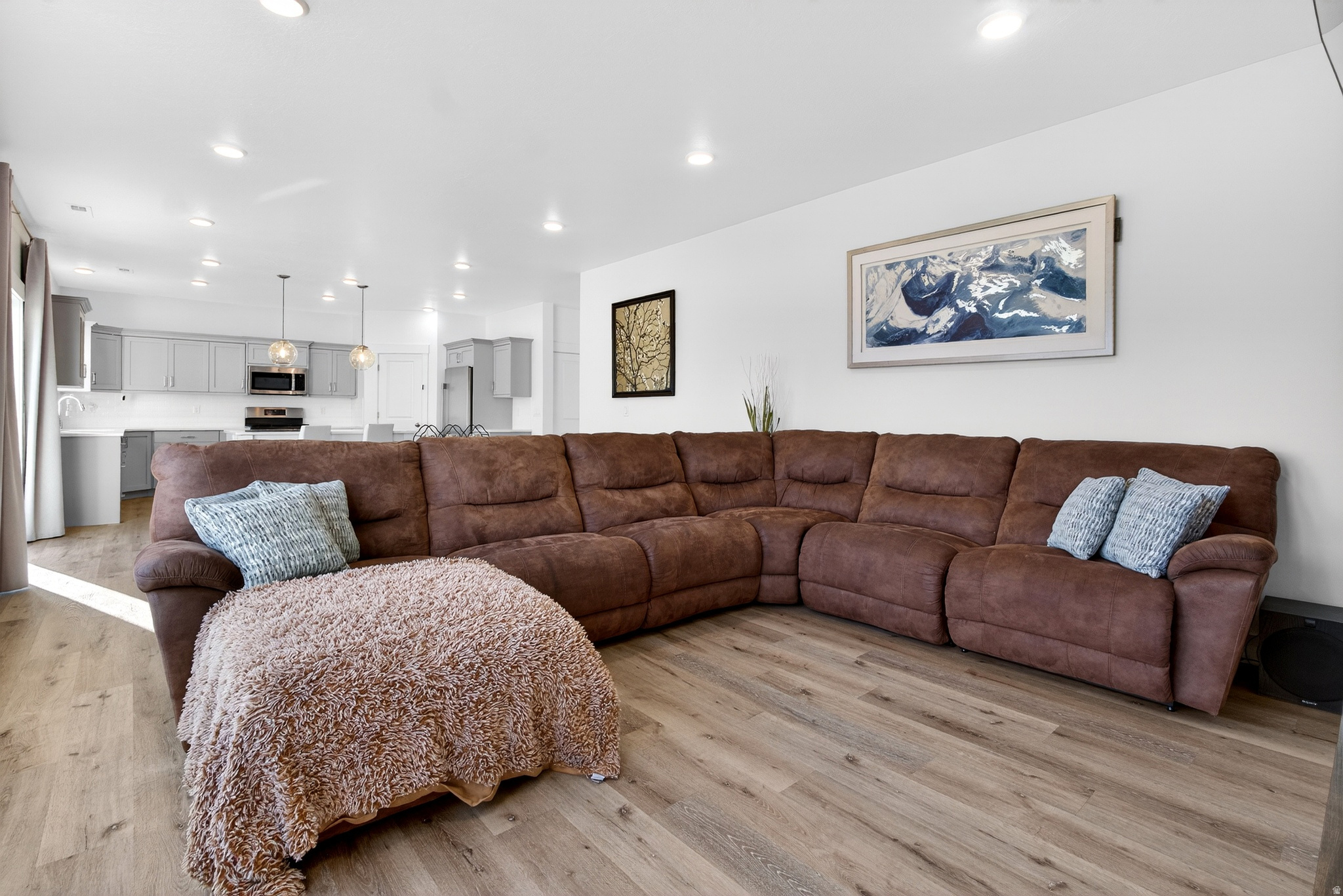 HART ESTATES - Residential