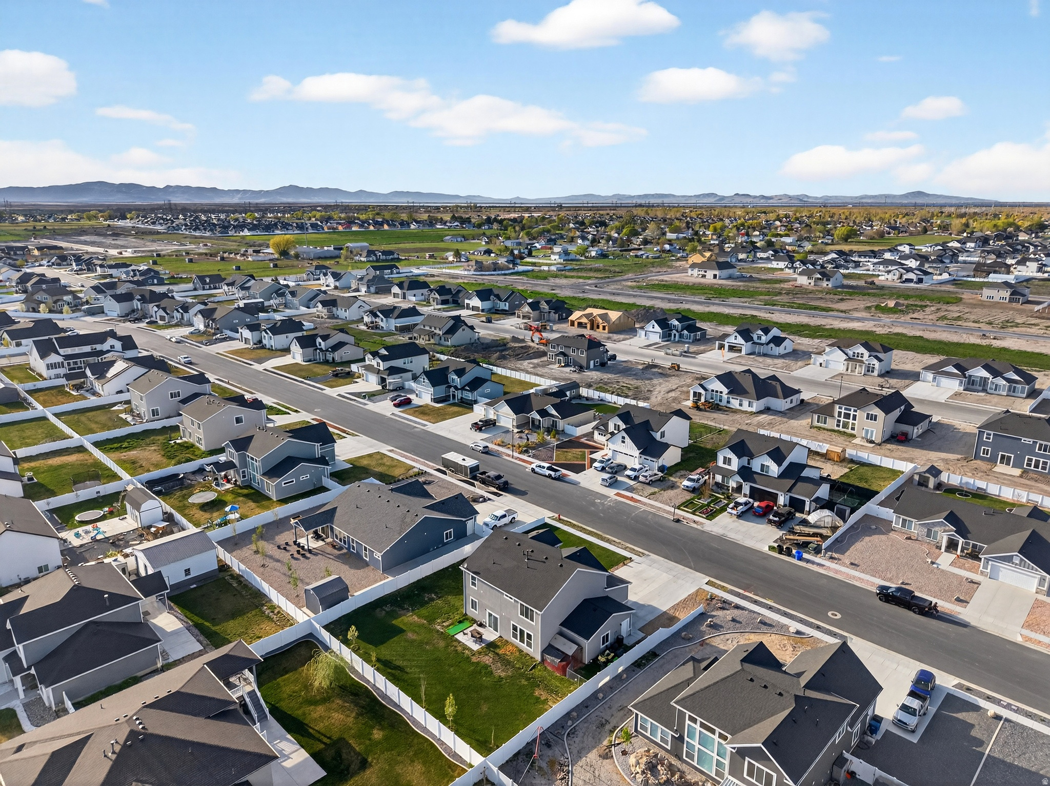 HART ESTATES - Residential