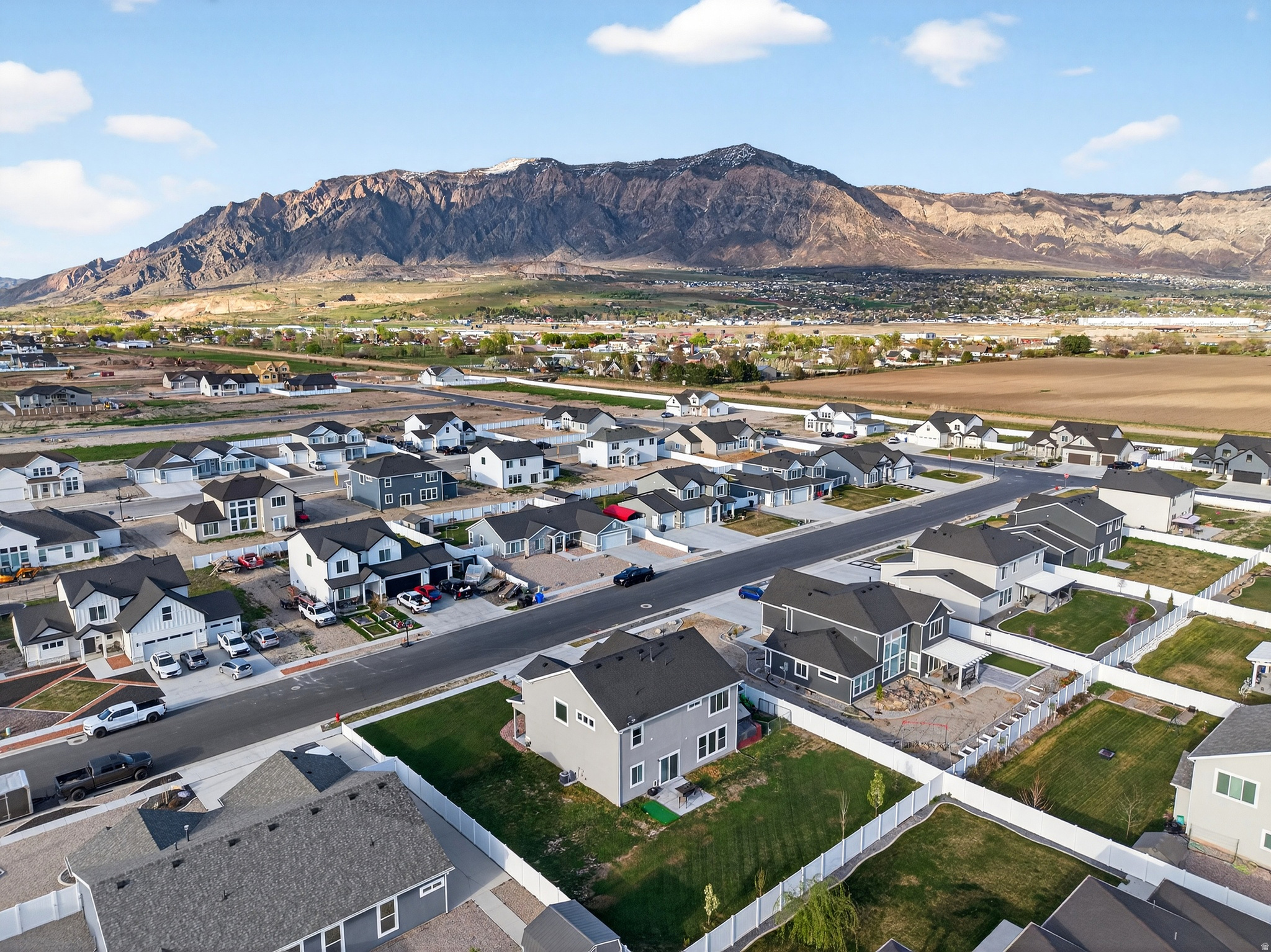 HART ESTATES - Residential