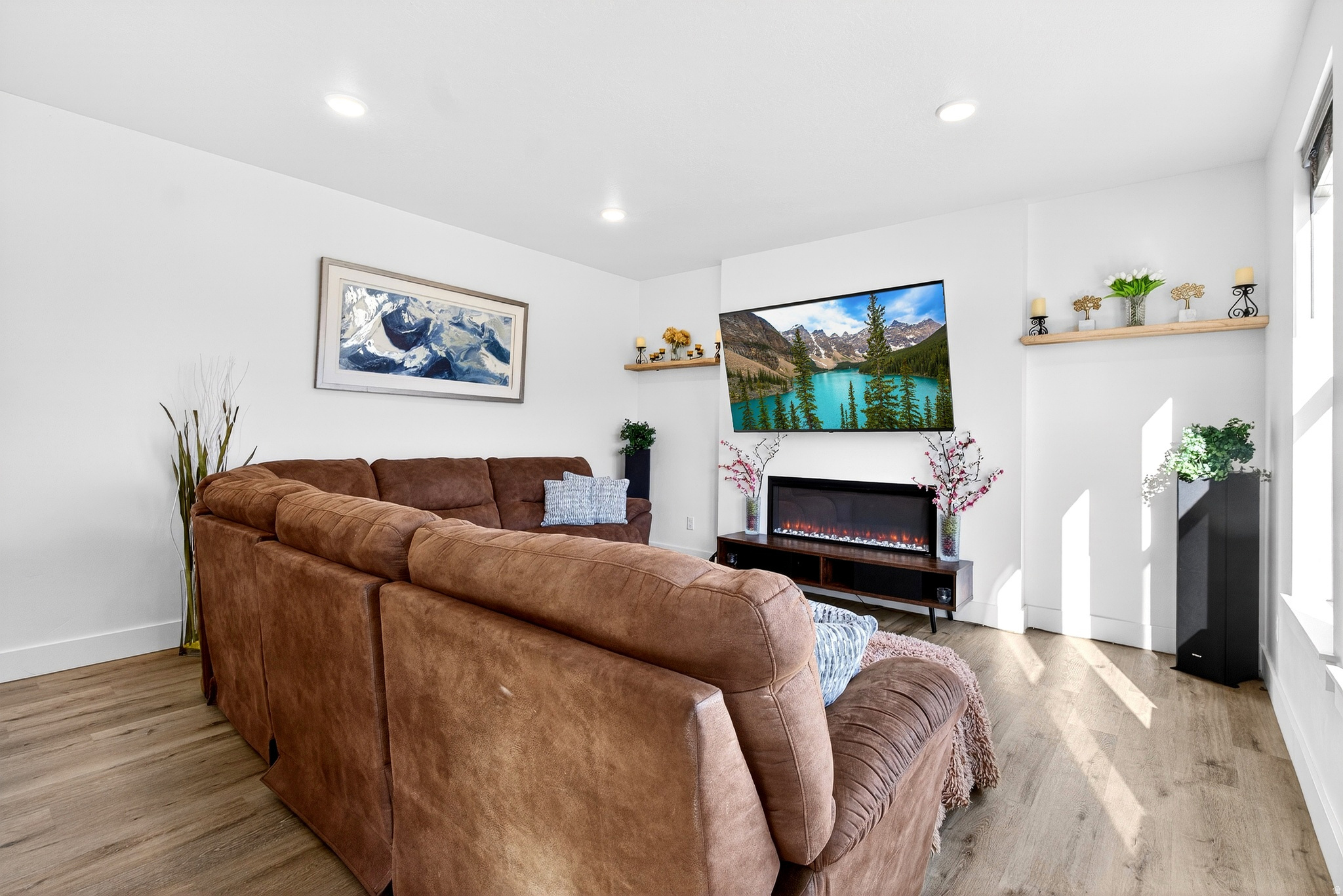 HART ESTATES - Residential