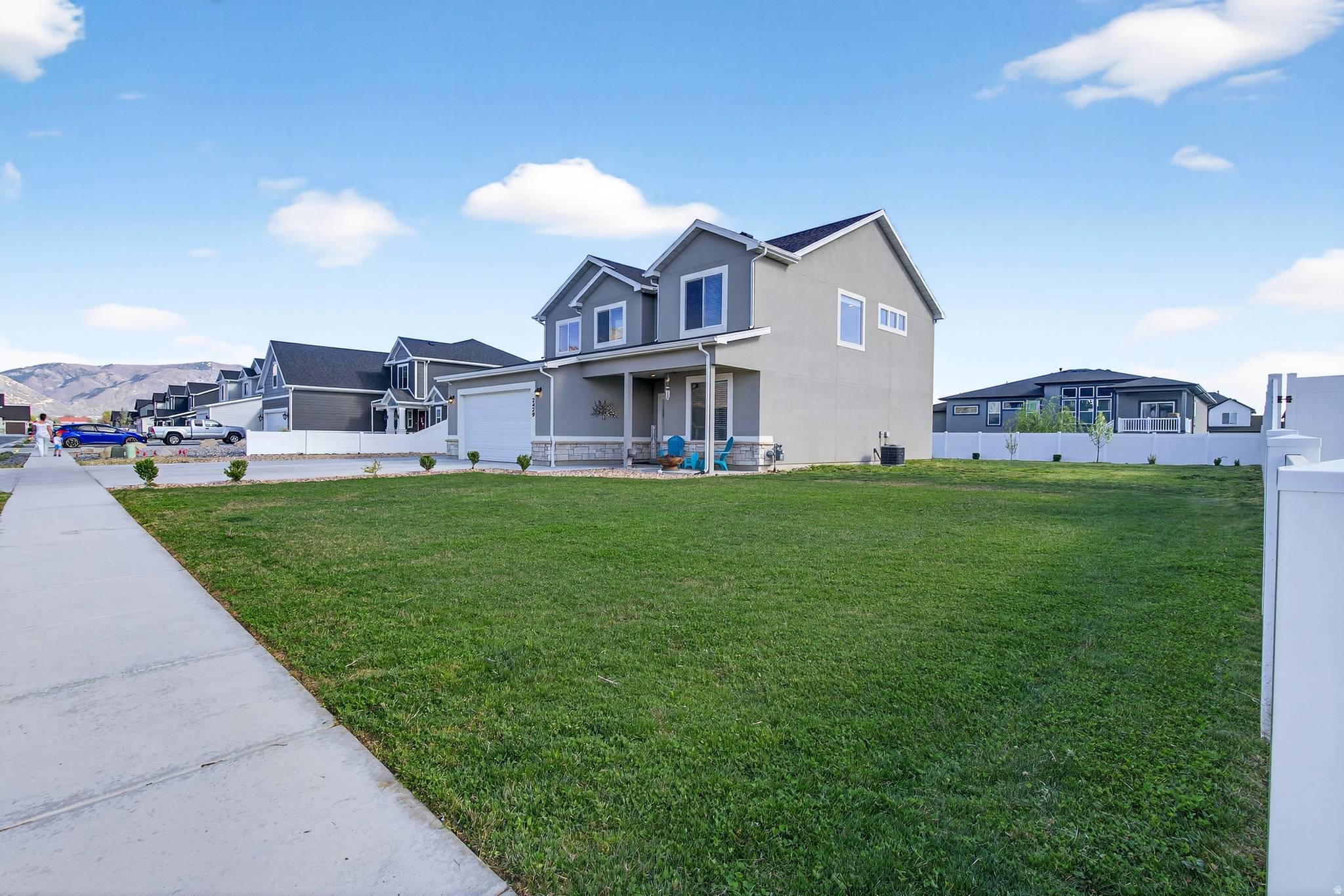 HART ESTATES - Residential