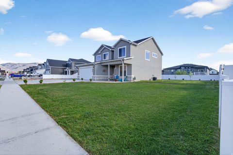 Tiny photo for 2429 W 2900 N, Farr West, UT 84404 (MLS # 2147566)