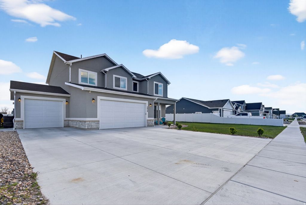 Photo of 2429 W 2900 N, Farr West, UT 84404 (MLS # 2147566)