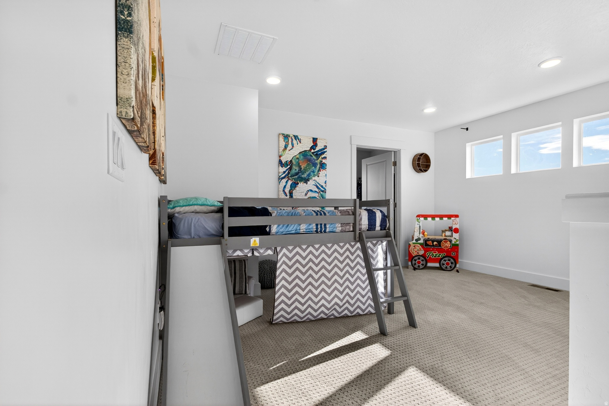 HART ESTATES - Residential